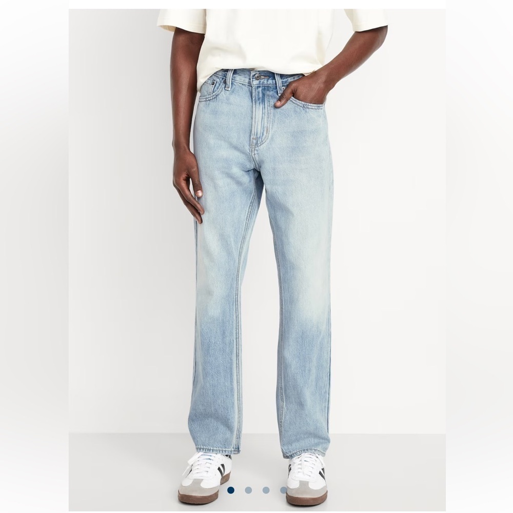 NWT Men’s Old Navy Light Wash Straight Jeans Size 30/30 - Picture 1 of 12
